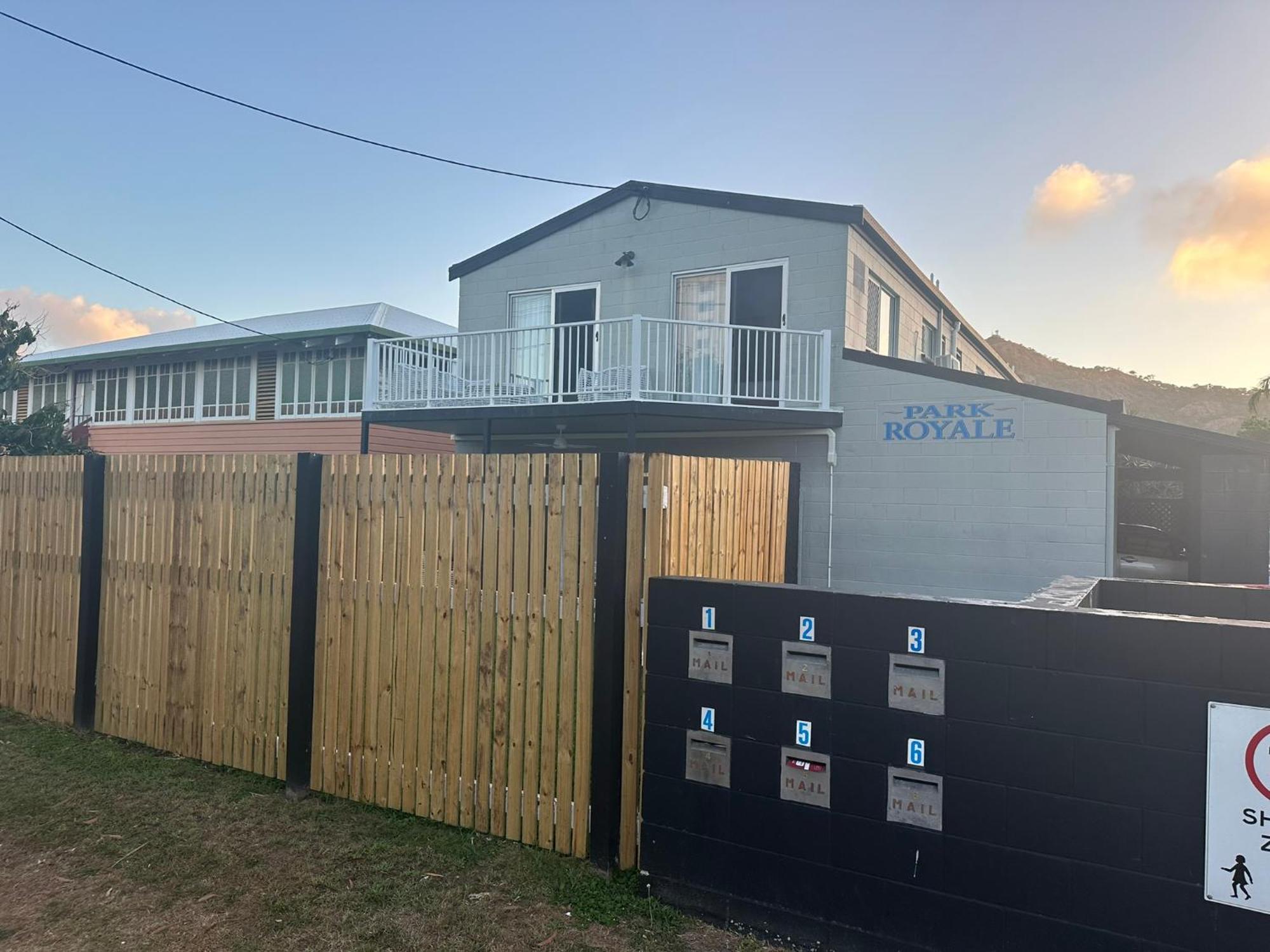 Apartmán Townhouse On Mitchell Townsville Exteriér fotografie